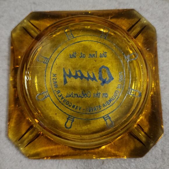 The Inn At The QUAY On The Columbian Vancouver Washington Amber 4 Notch Ashtray - Picture 5 of 6